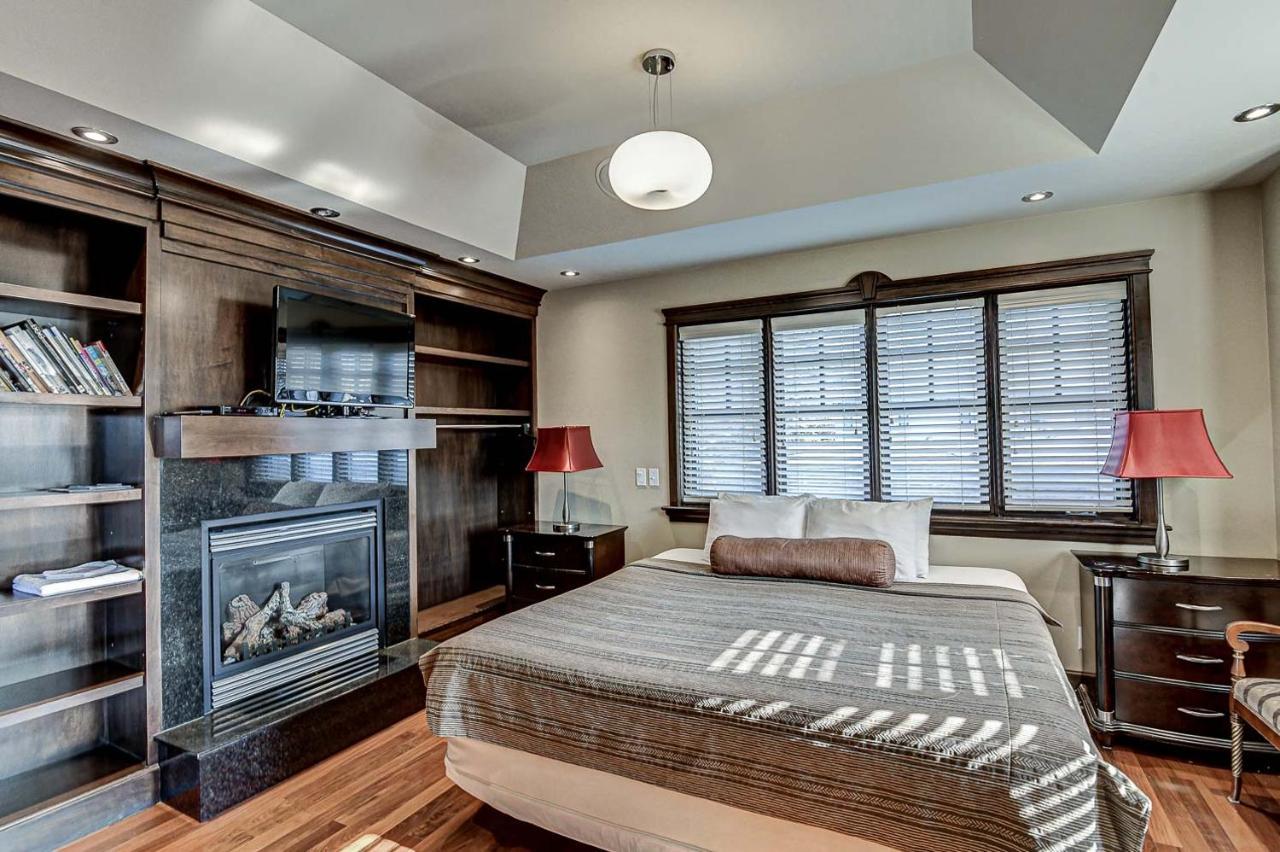 Westmount River Inn YYC Exteriör bild
